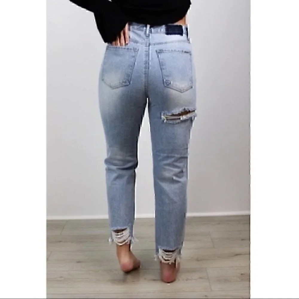 High Rise Light Wash Distressed Jeans - Picture 4 of 4